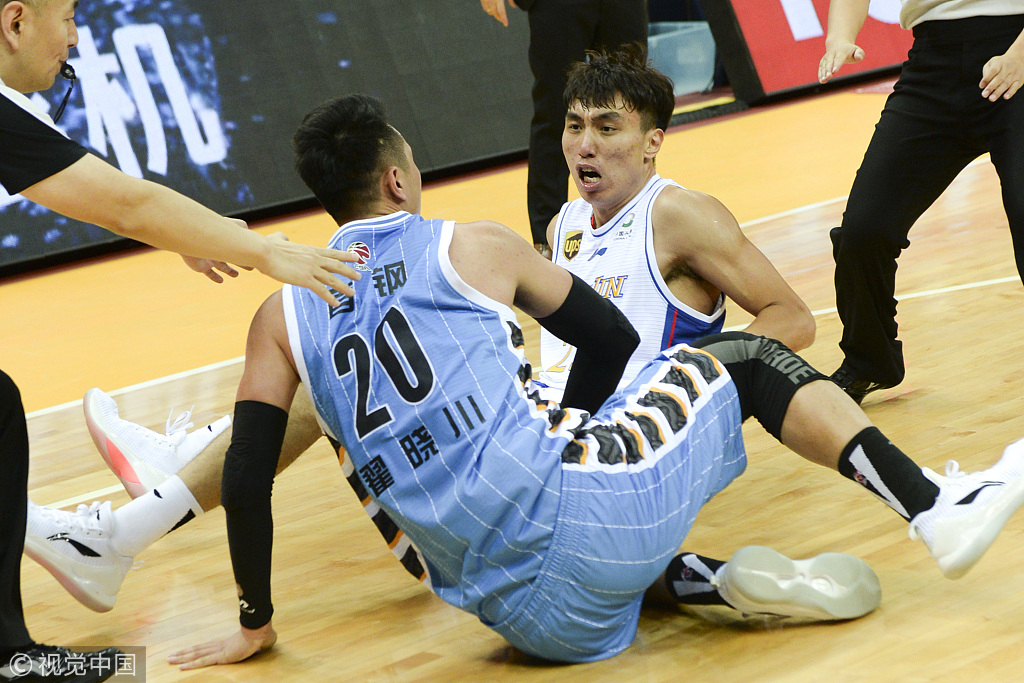 包含泰国队逆转丹麦队，黄鸭组合统治全场的词条