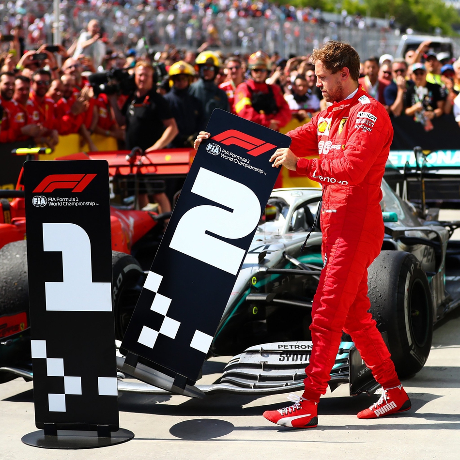 哈斯车队横扫红牛二队，汉密尔顿高光表现